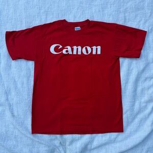 Red Canon Cameras 2000s “Walk America” shirt size medium 100% cotton